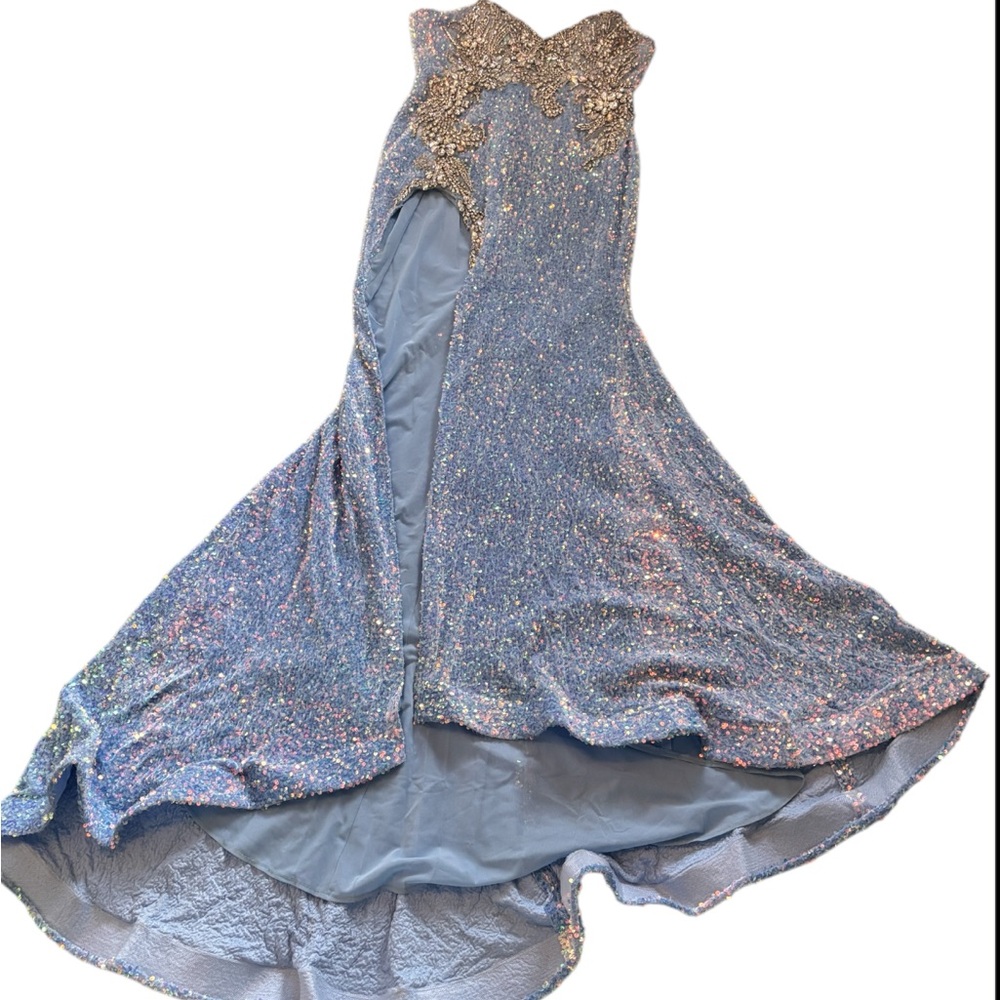 Elegant Blue Sequin Prom/Gown - Picture 10 of 10
